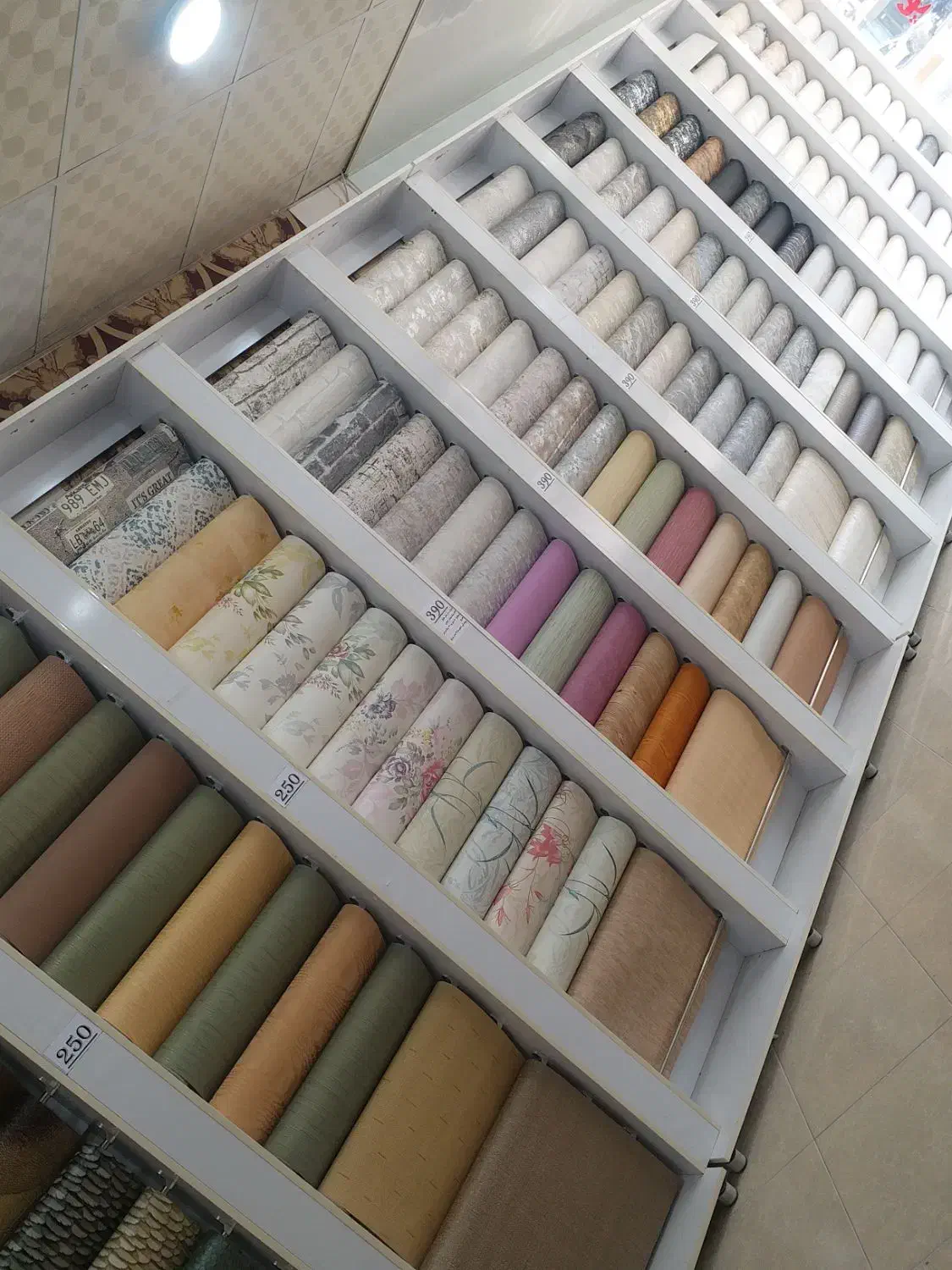 کاغذ دیواری  توضیحات را مطالعه کنید|مصالح و تجهیزات ساختمان|قشم, |دیوار