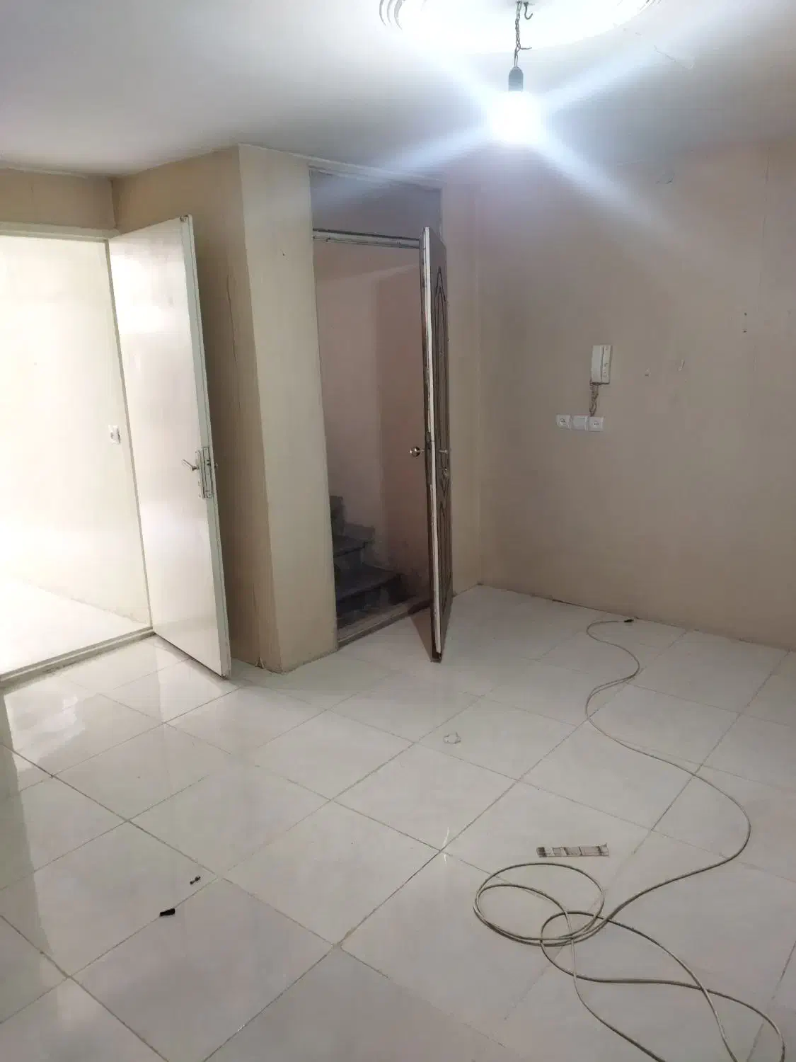 خونه همکف حیاط دار بدون پله ۵۰ متری|اجارهٔ خانه و ویلا|تهران, جوادیه|دیوار