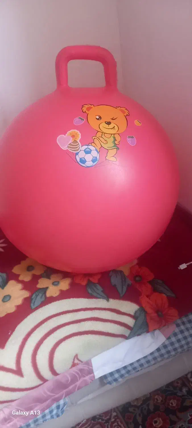 توپ بزرگ بادی|ورزش‌های توپی|چناران, |دیوار