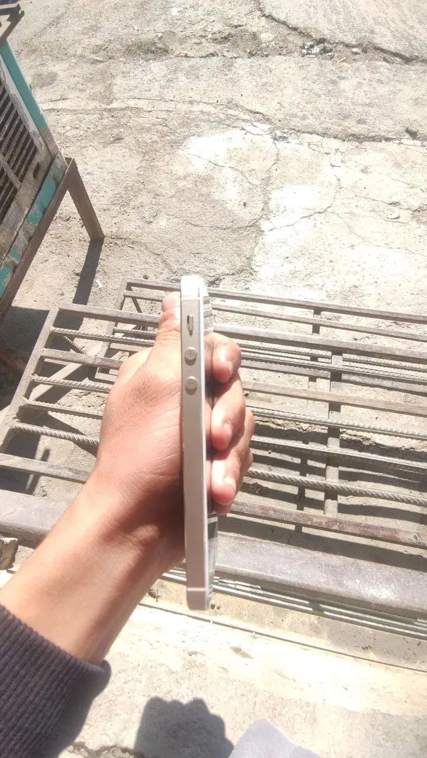 آیفون ۵s|موبایل|بانه, |دیوار