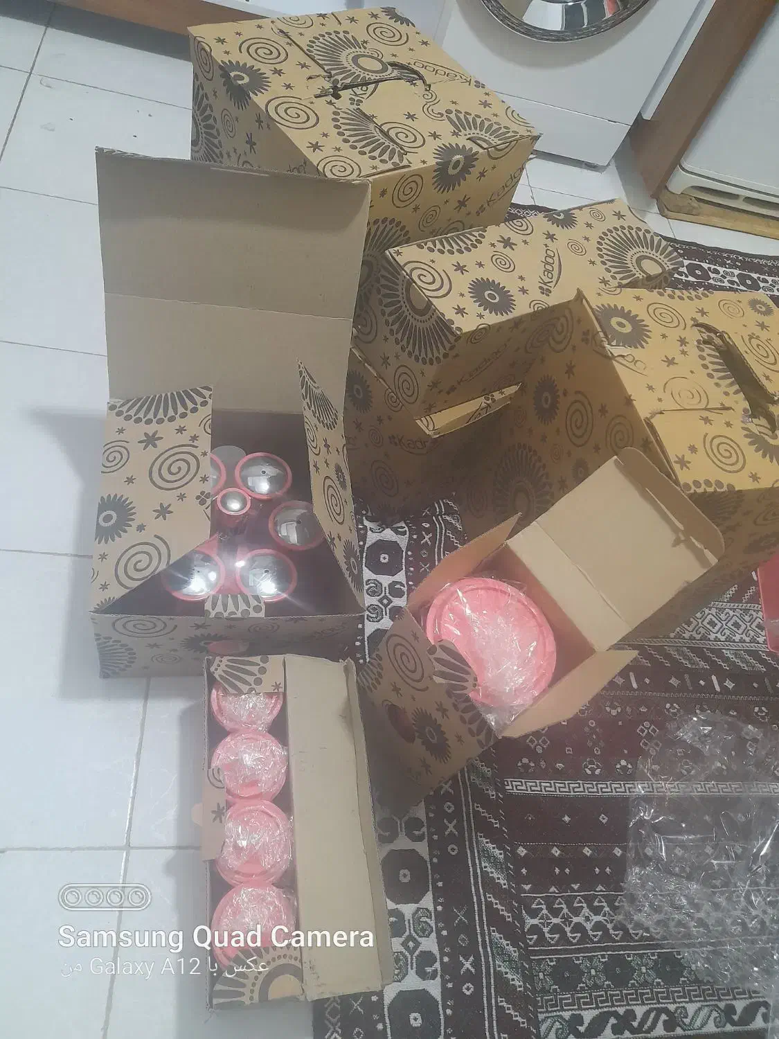 ۲۹ پارچه کم باریک رنگ صورتی|ظروف نگهدارنده، پلاستیکی، یک‌بارمصرف|ابهر, |دیوار