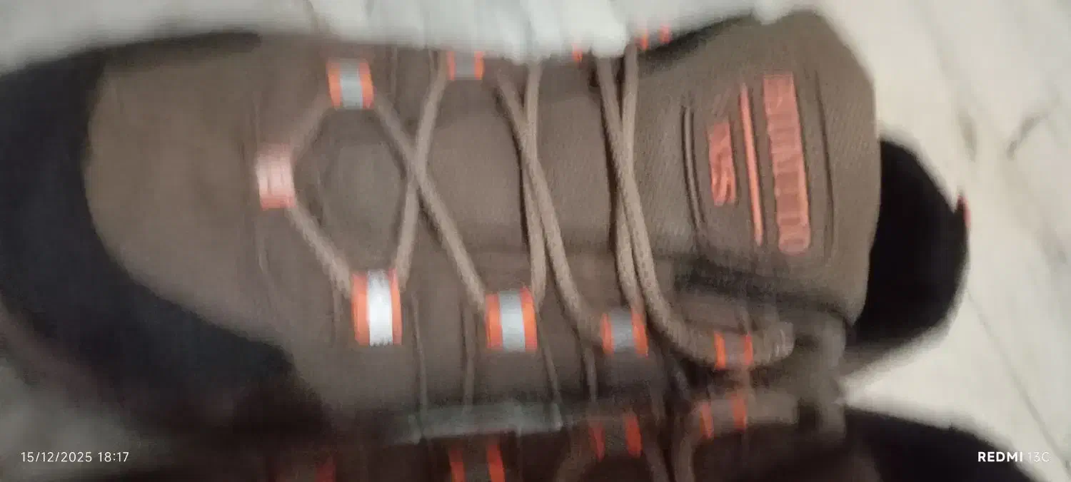 کتانی ۴۱|کیف، کفش، کمربند|قدس, شهر‌قدس|دیوار