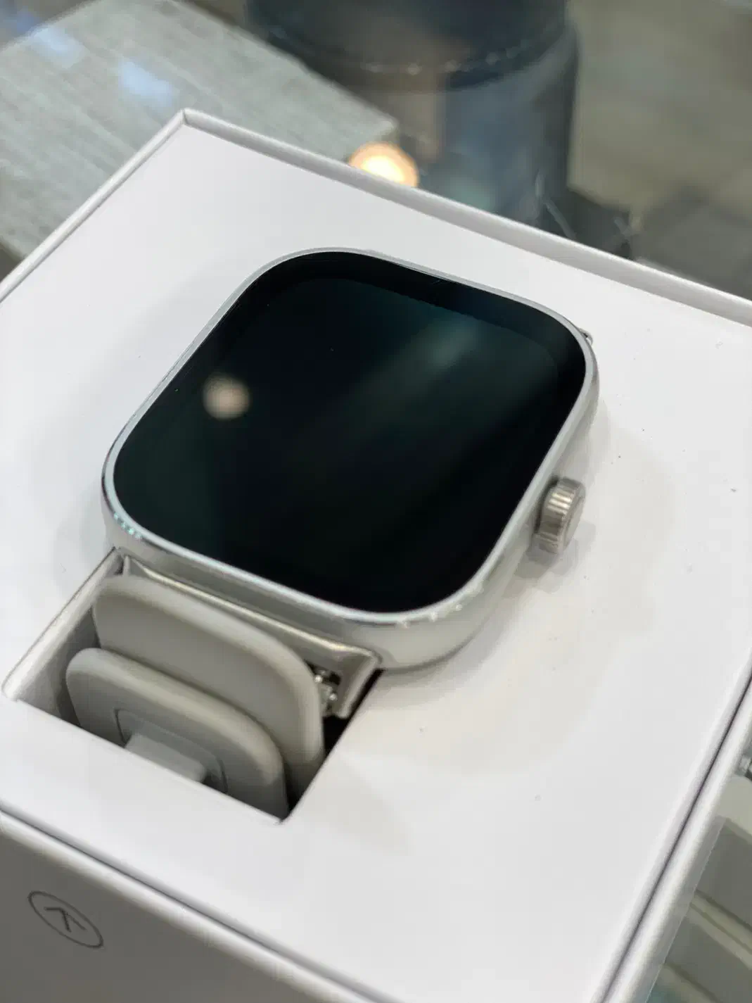 ردمی واچ ۴ گلوبال|ساعت|شاهینشهر, عطار|دیوار