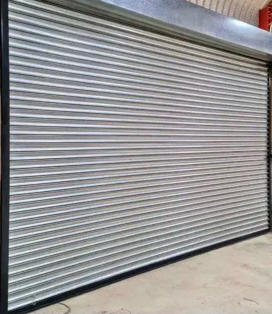 فروش دکه در میدان شهید مدنی قروه(میدان سریش آباد)|فروش مغازه و غرفه|قروه, |دیوار