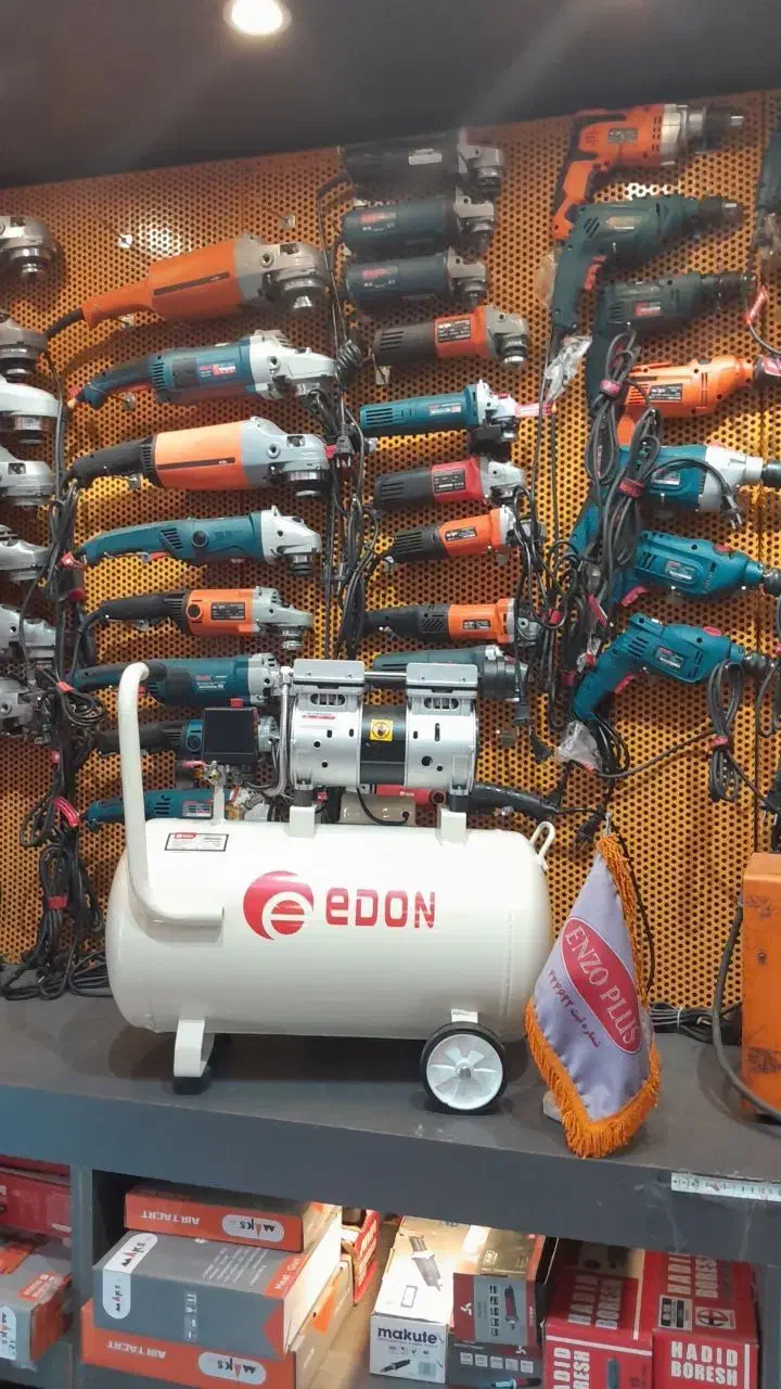 کمپرسور باد 50 لیتری ادون ادنEDON سایلنت مدل ED550|ماشینآلات صنعتی|مشهد, کوشش|دیوار