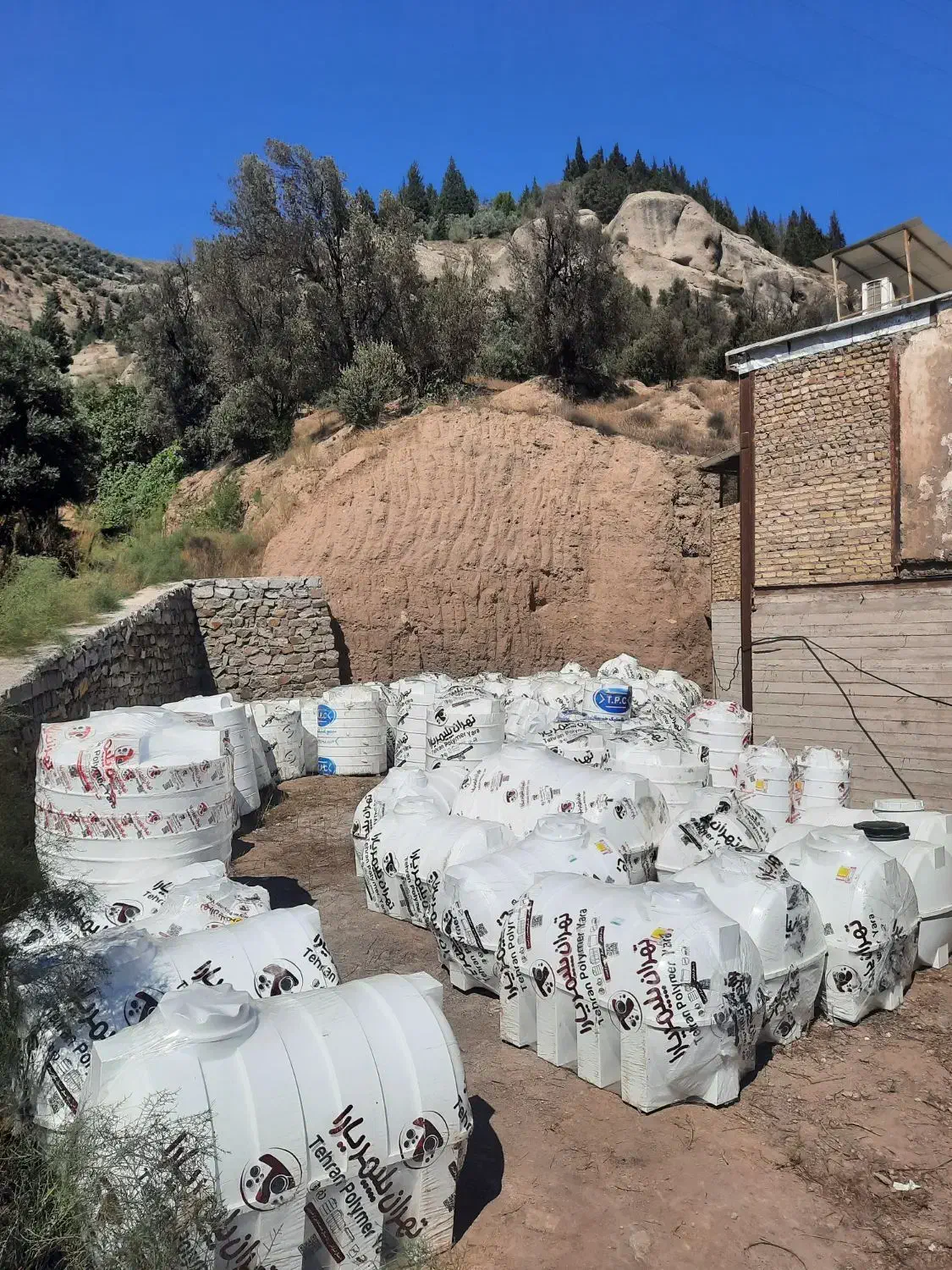 فروش تانکرهای پلیمیری چند لایه آب|مصالح و تجهیزات ساختمان|رودبار, |دیوار