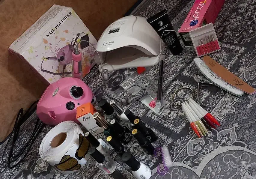 وسایل کامل کاشت ناخن|آرایشگاه و سالن‌های زیبایی|مسجد سلیمان, |دیوار