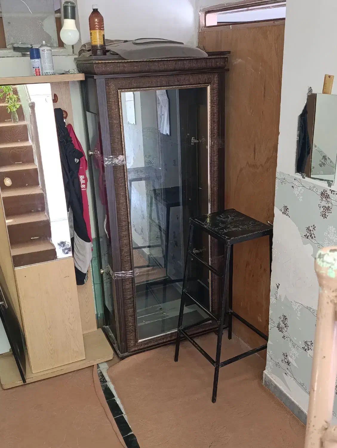 گنجه یاویترین|بوفه، ویترین، کنسول|بیرجند, |دیوار