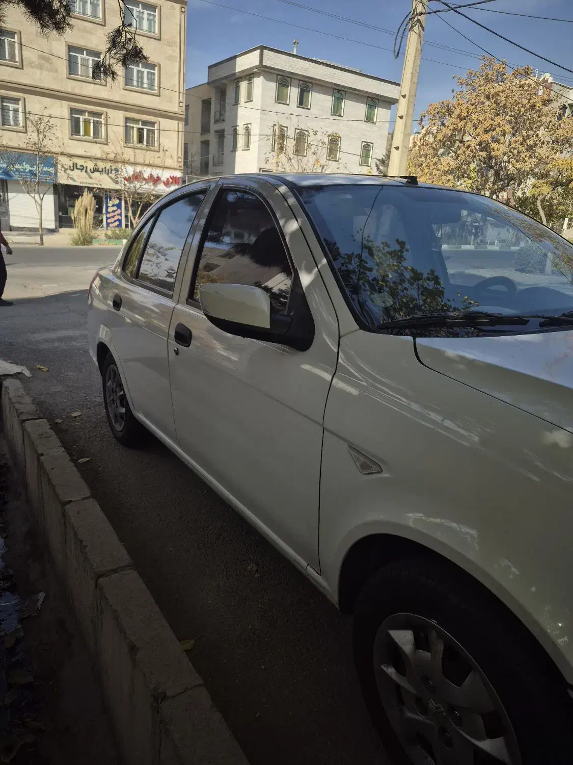 فروش یک دستگاه ساینا|خودرو سواری و وانت|کرج, شهرک بهارستان|دیوار