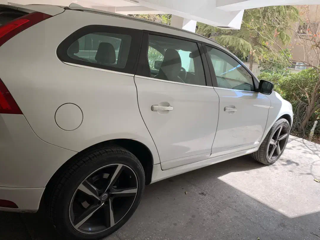 ولو xc60  ۲۰۱۴ سفید صدفی|خودرو سواری و وانت|تهران, کاج|دیوار