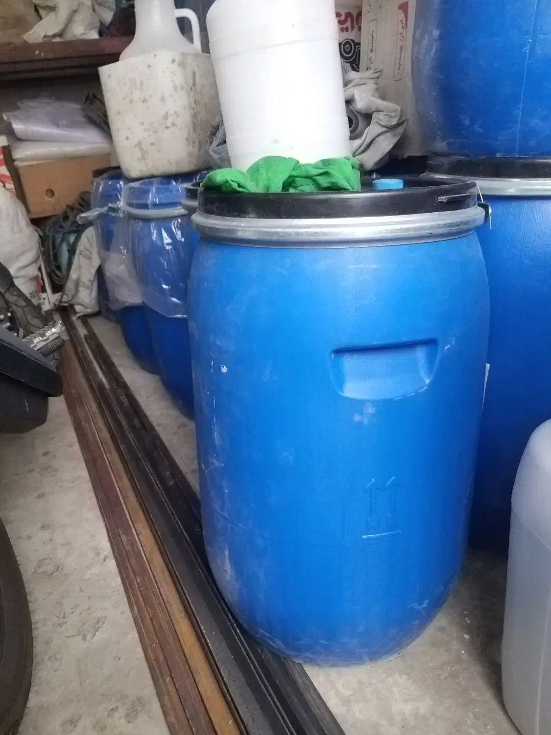 بشکه پلاستیکی آبی ۶۰ لیتری|ظروف نگهدارنده، پلاستیکی، یکبارمصرف|مشهد, گلبرگ|دیوار