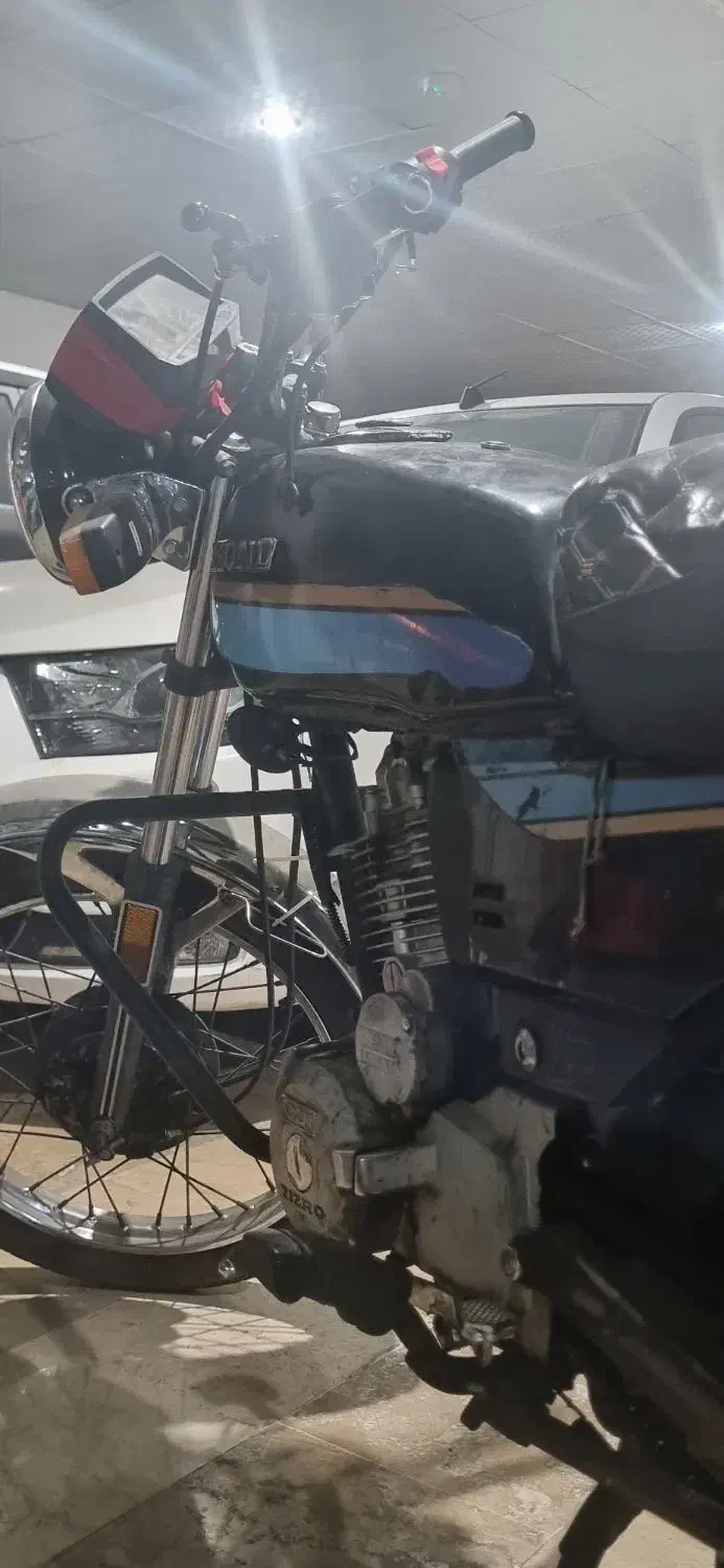 هندا ۱۲۵ Cgl ژاپنی|موتورسیکلت|تهران, استاد معین|دیوار