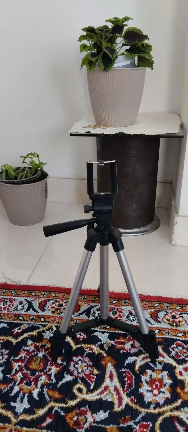 یه پایه فیلم برداری|دوربین عکاسی و فیلم‌برداری|کرمانشاه, |دیوار