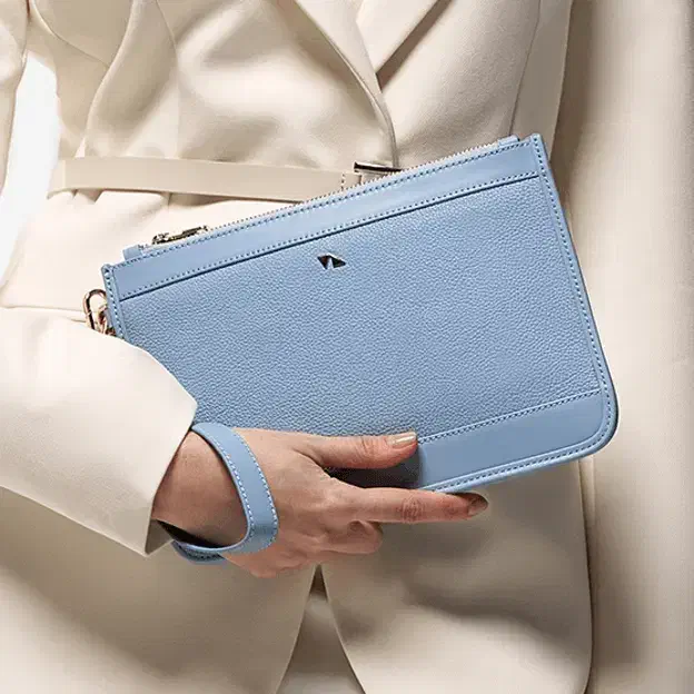 کیف چرمی|کیف، کفش، کمربند|رشت, پل تالشان|دیوار