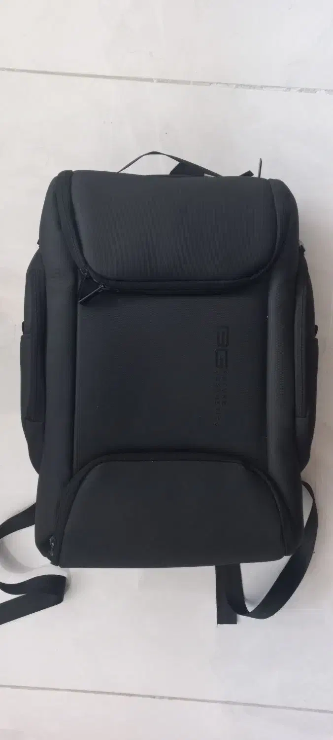 کوله پشتی اصل|کیف، کفش، کمربند|اصفهان, باغ دریاچه|دیوار