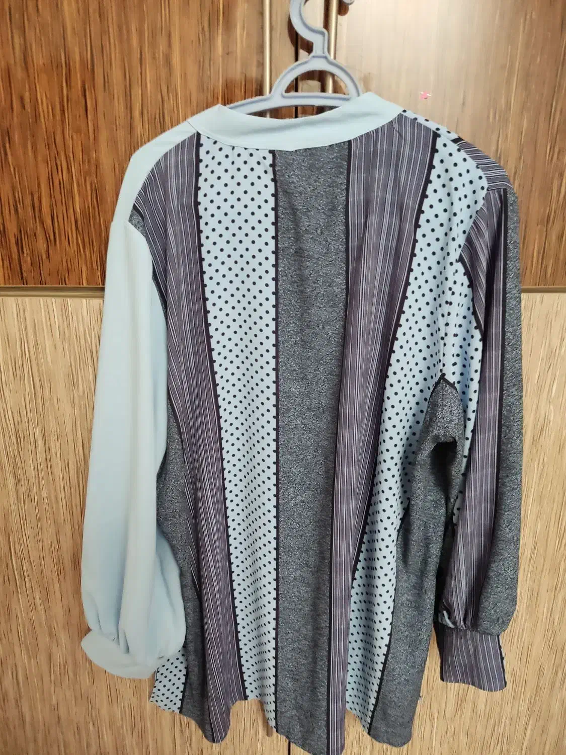 چند دست لباس وپیراهن مجلسی|لباس|خسروشاه, |دیوار