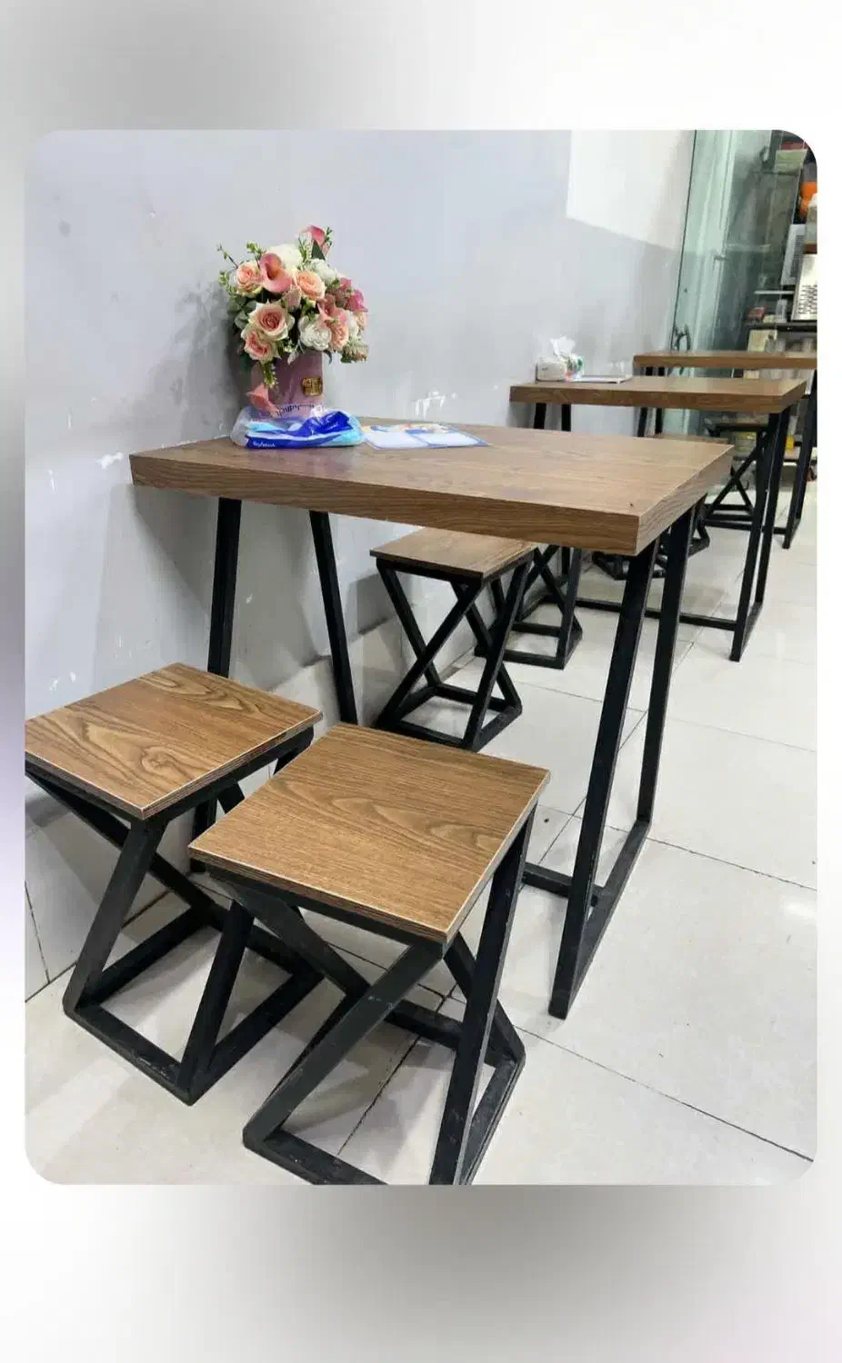 تابلو چلنیوم و میز و صندلی|کافیشاپ و رستوران|سبزوار, پاسداران|دیوار