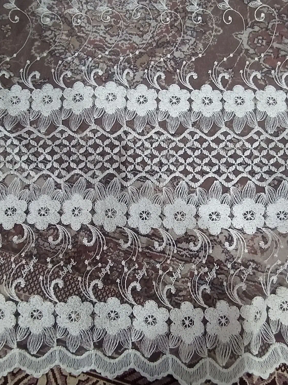 پرده تور گلدار کاملاً نو|پرده، رانر، رومیزی|رشت, نامجو|دیوار