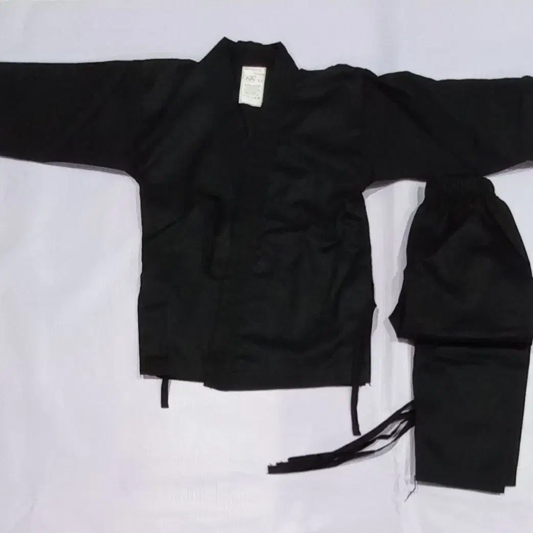 لباس رزمی مشکی|لباس|میبد, |دیوار