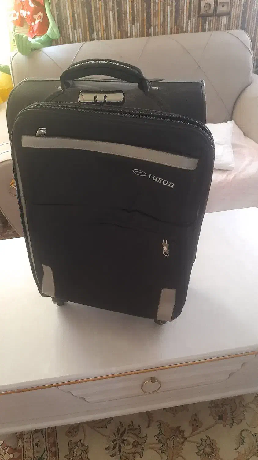 دو عدد چمدان|کیف، کفش، کمربند|لاهیجان, گلستان|دیوار