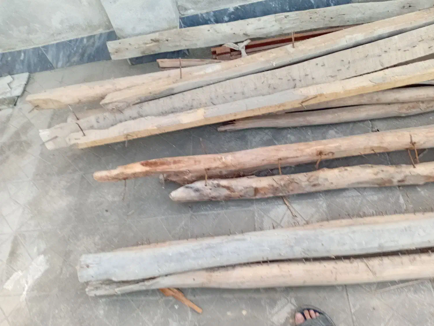 پایه چوب زیر هلب|مصالح و تجهیزات ساختمان|بندر ترکمن, |دیوار