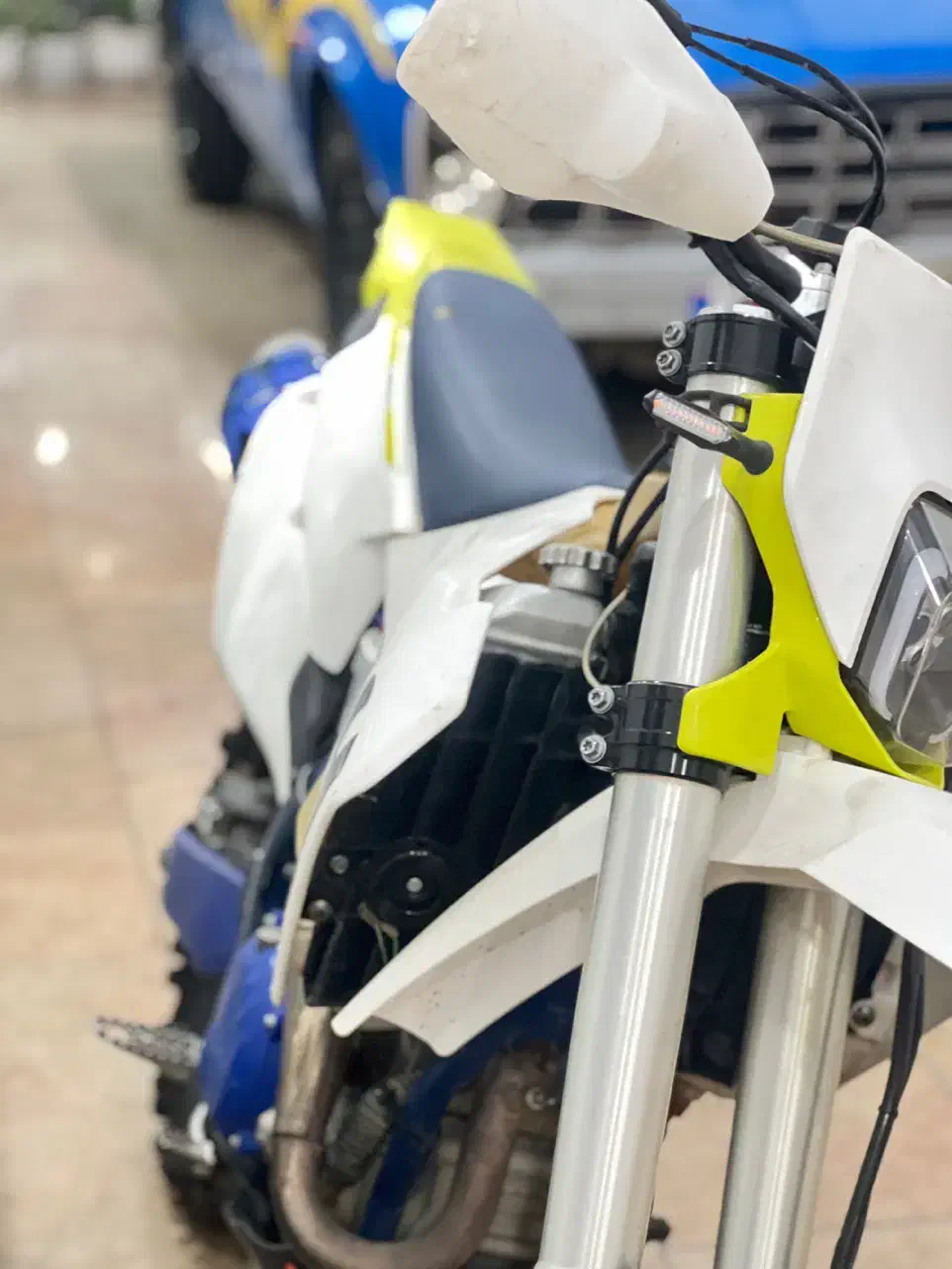 فلات طرح هاسکی 1403|موتورسیکلت|مشهد, توس (بلوار توس)|دیوار