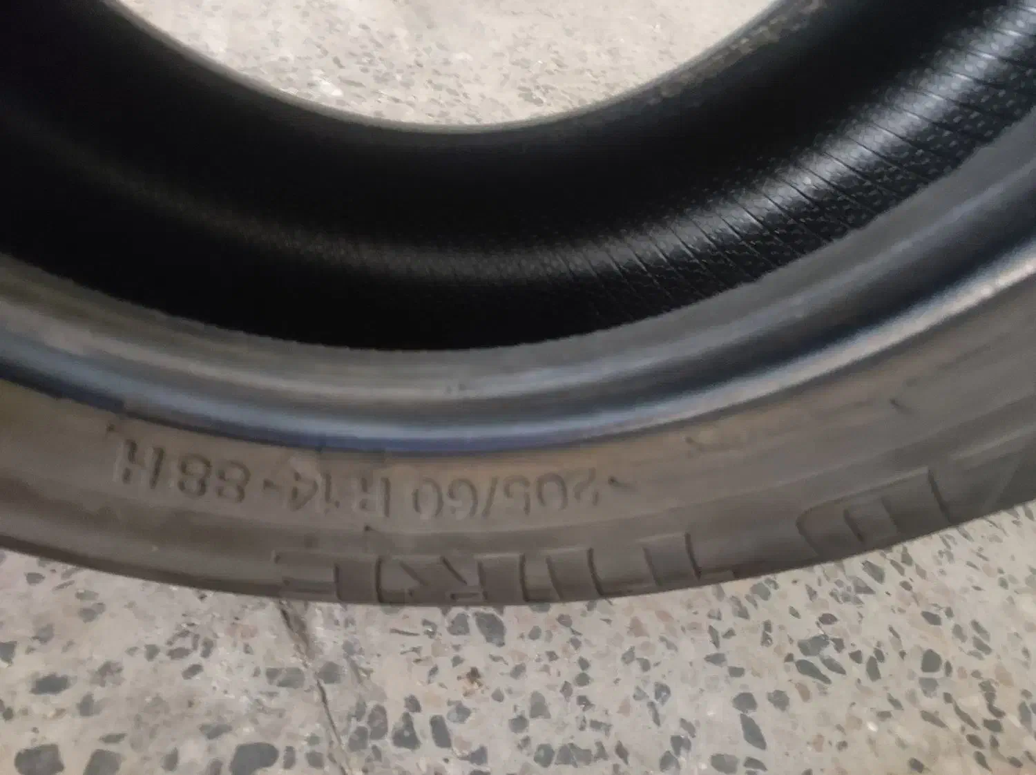 یک حلقه لاستیک یزد 14|قطعات یدکی و لوازم جانبی|تبریز, |دیوار