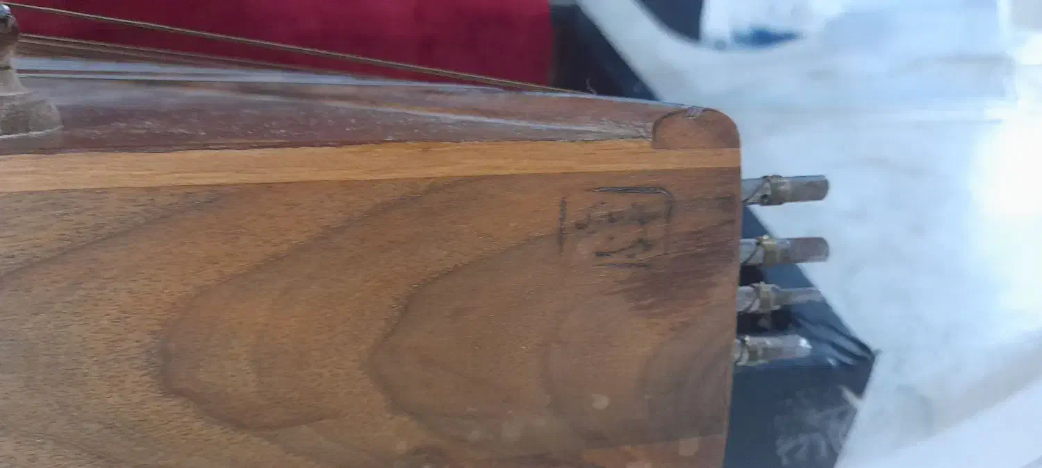 سنتور|سازهای سنتی|فولادشهر, B4|دیوار