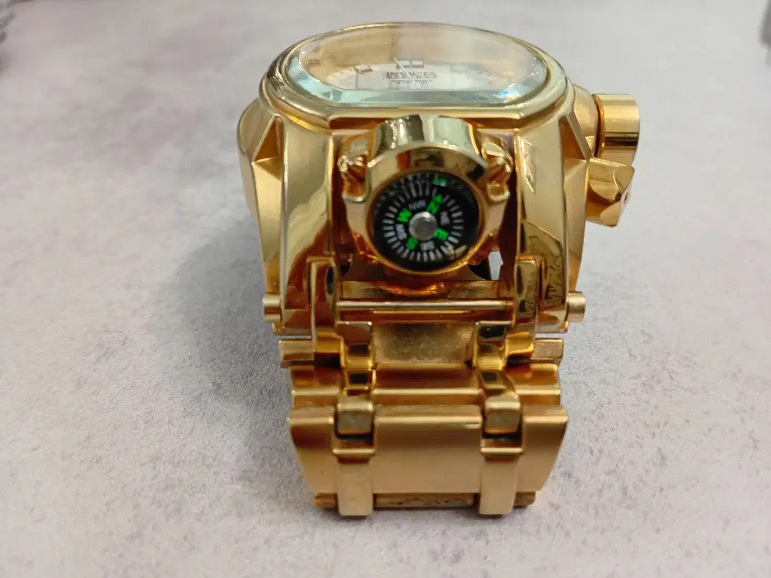 ساعت مچی برند سوئیسی آمریکایی|ساعت|پاکدشت, حصار امیر|دیوار