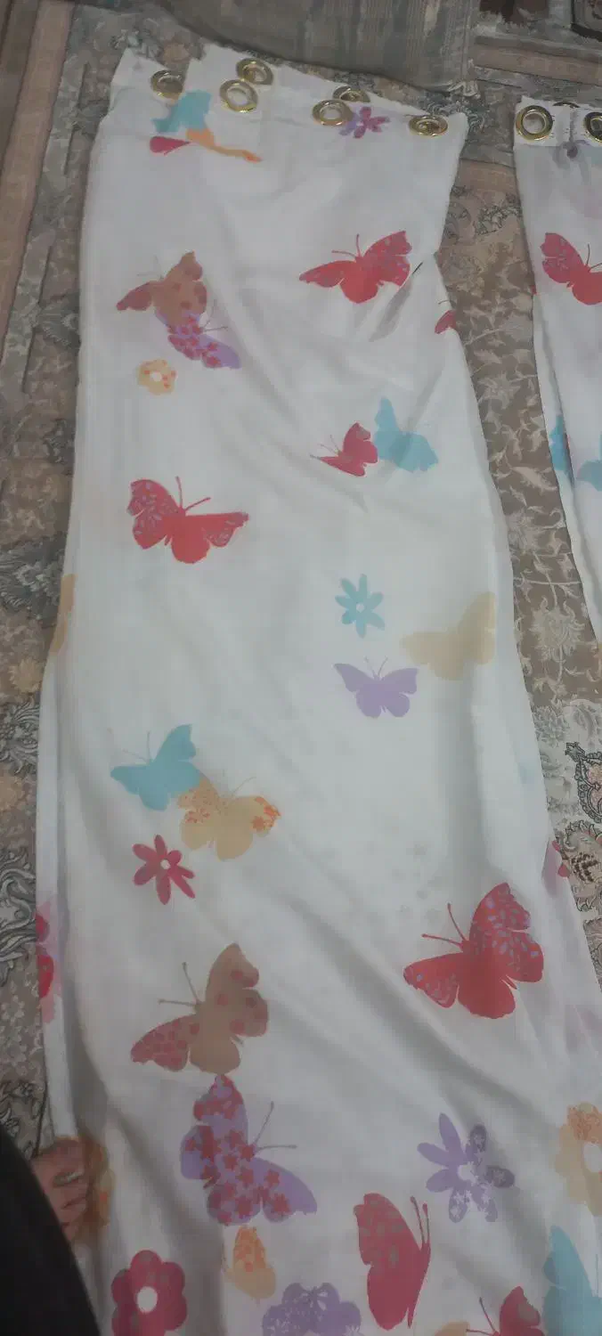 پرده پانچ دو عدد ویک عدد پرده حریر اتاق خواب|پرده، رانر، رومیزی|کرج, کمال‌شهر|دیوار