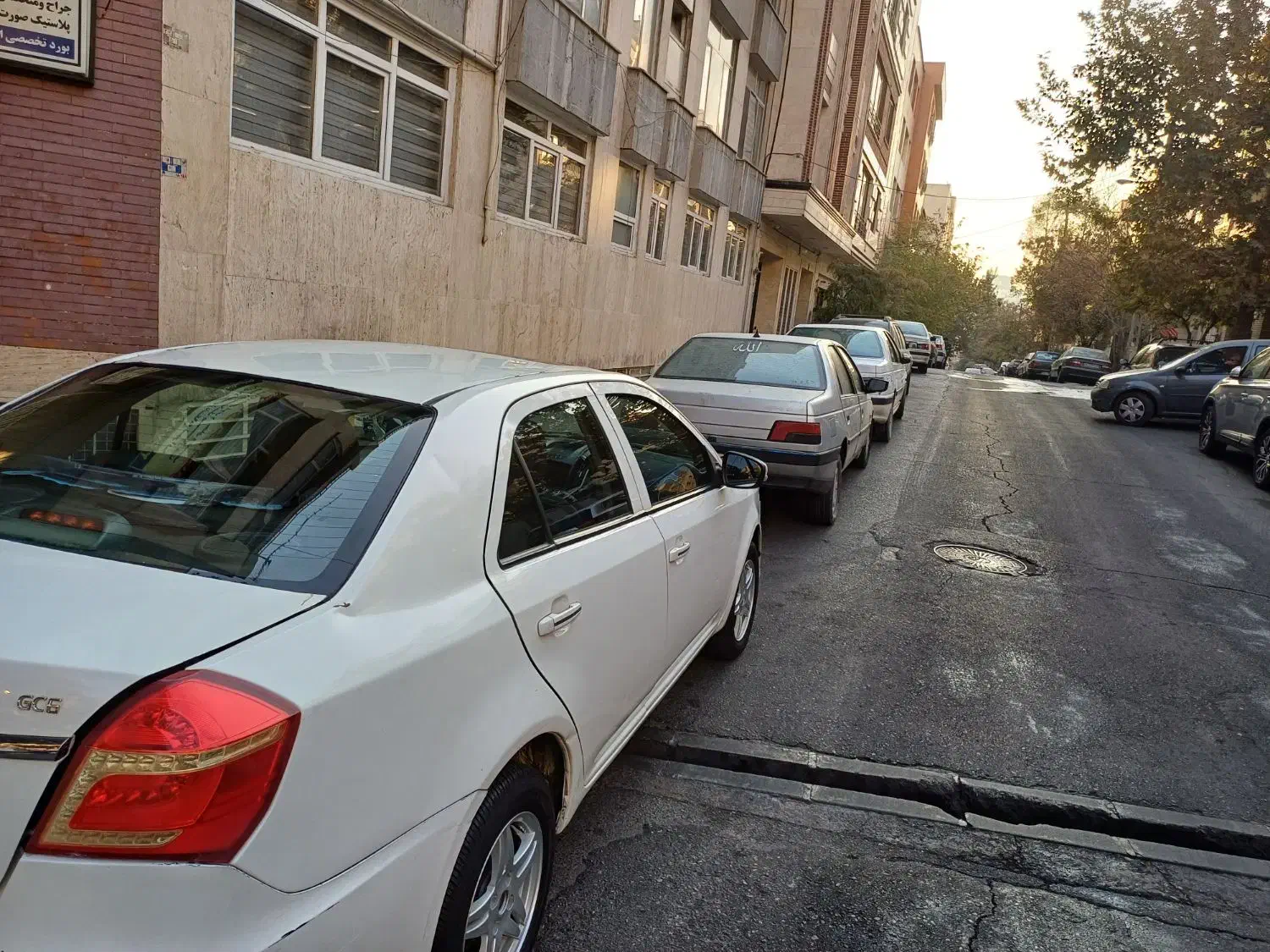 جیلی اکسلنت ۹۸ کم کارکرد|خودرو سواری و وانت|تهران, ستارخان|دیوار