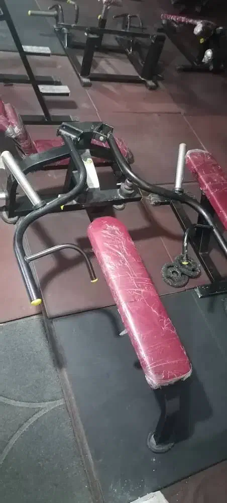 بالاسینه با دستگاه مولتی پرس سینه برند انرژی|تجهیزات ورزشی|کرمانشاه, |دیوار