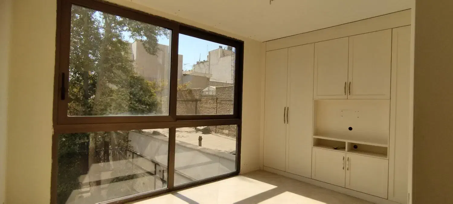 فرشته 140متر طبقه آخر    ((دسترسی ولیعصر واقعی))