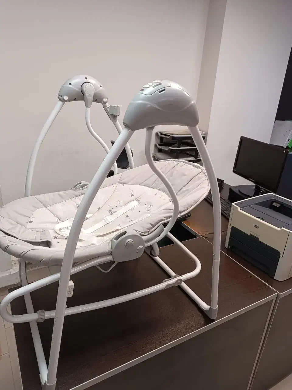 ننو گهواره نوزاد دیجیتال برقی و شارژی آمریکایی|اسباب و اثاث بچه|تهران, شهرک استقلال|دیوار