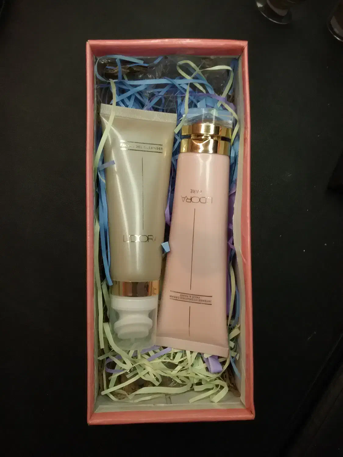 لوازم ارایشی و بهداشتی لدورا|آرایشی، بهداشتی، درمانی|محمودآباد, |دیوار