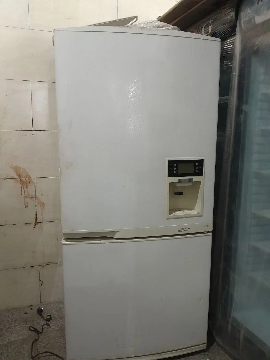 اتاق یخچال اسنوا ۸۱۰ بدون موتور|یخچال و فریزر|اصفهان, فردوان|دیوار