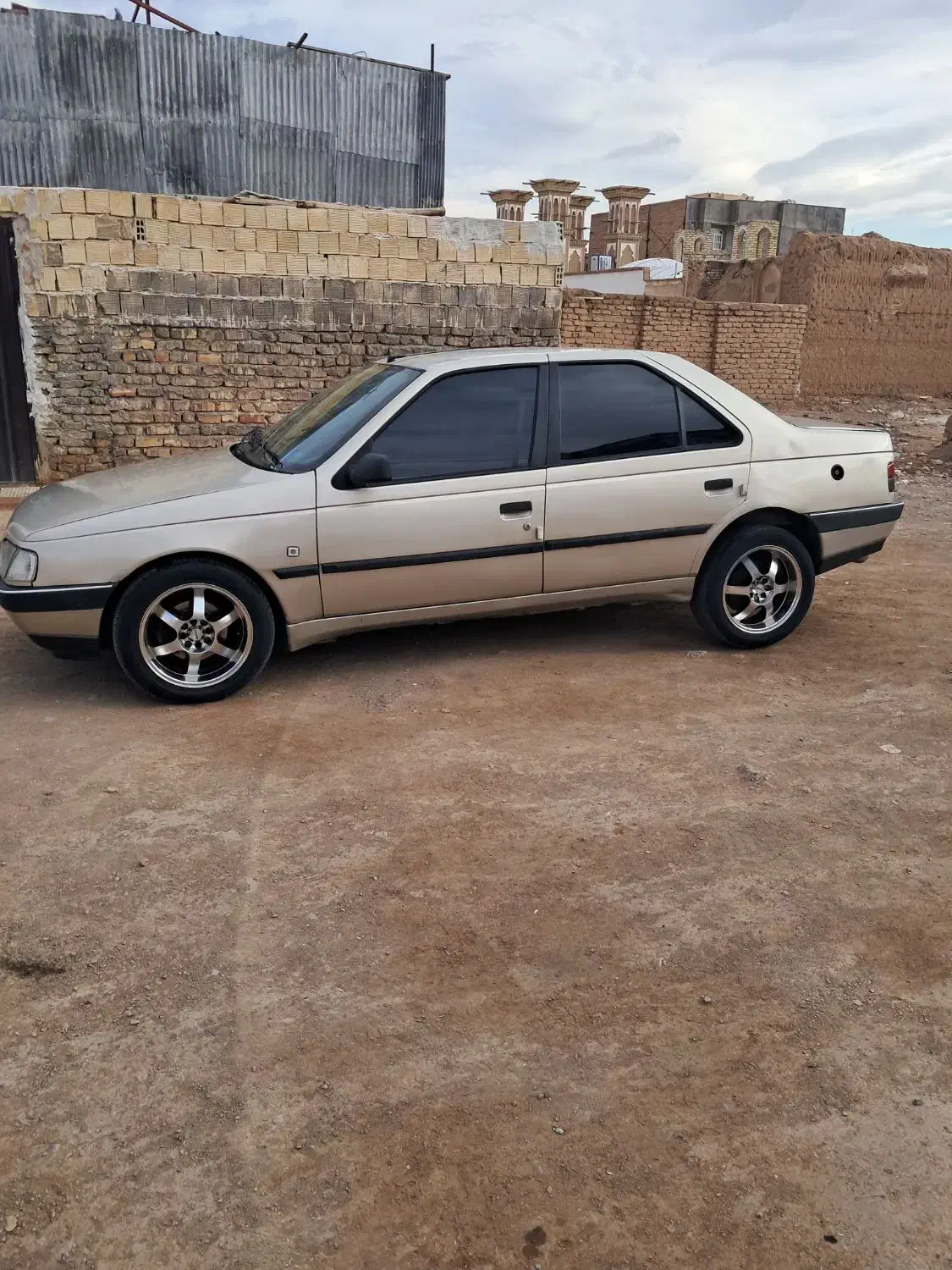 ۴۰۵|خودرو سواری و وانت|کاشان, کوی اداره گاز|دیوار