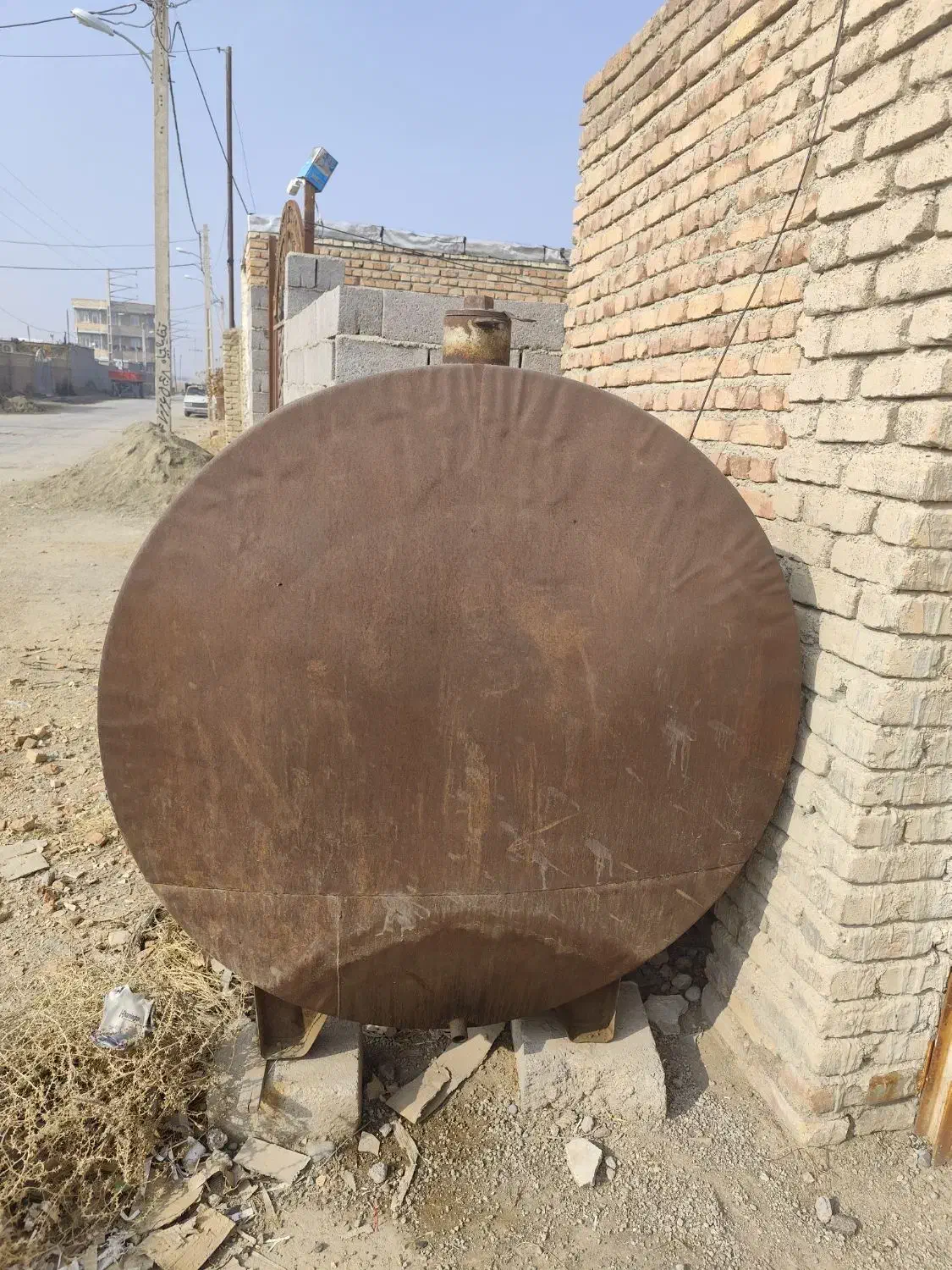 تانکر اعلا وذخیم آهنی ۲۰۰۰لیتری|مصالح و تجهیزات ساختمان|ارومیه, |دیوار