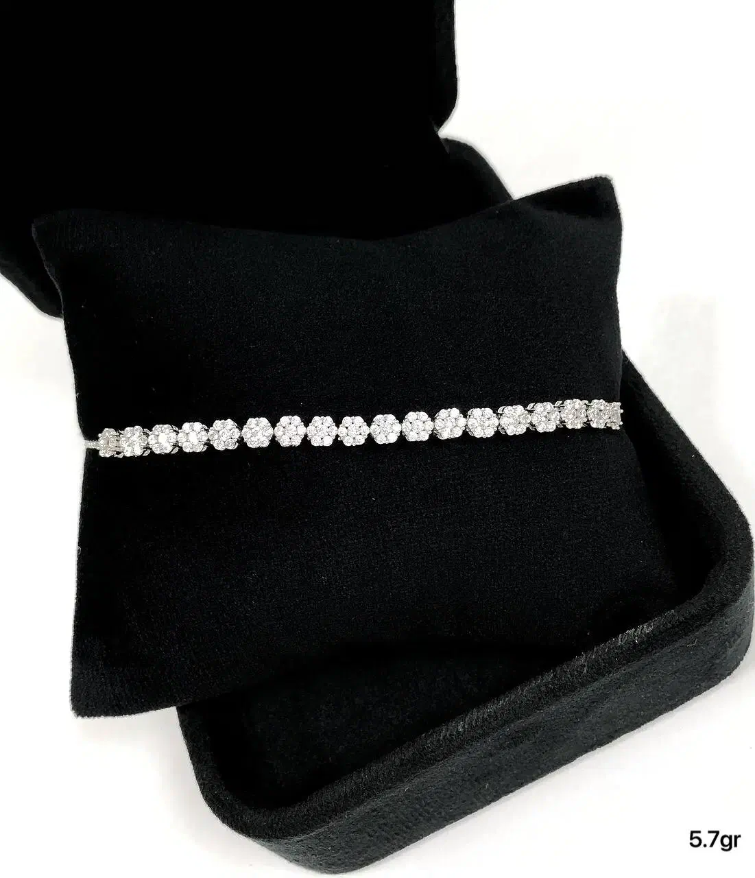 سرویس نقره با دستبند گردنبند نقره سازی رضازاده۷۳۹۴|بدلیجات|تبریز, |دیوار