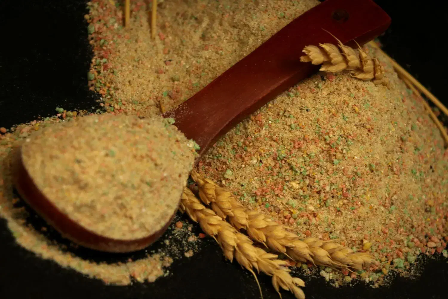 پودر یا آرد سوخاری پرندگان|لوازم جانبی حیوانات|یزد, |دیوار