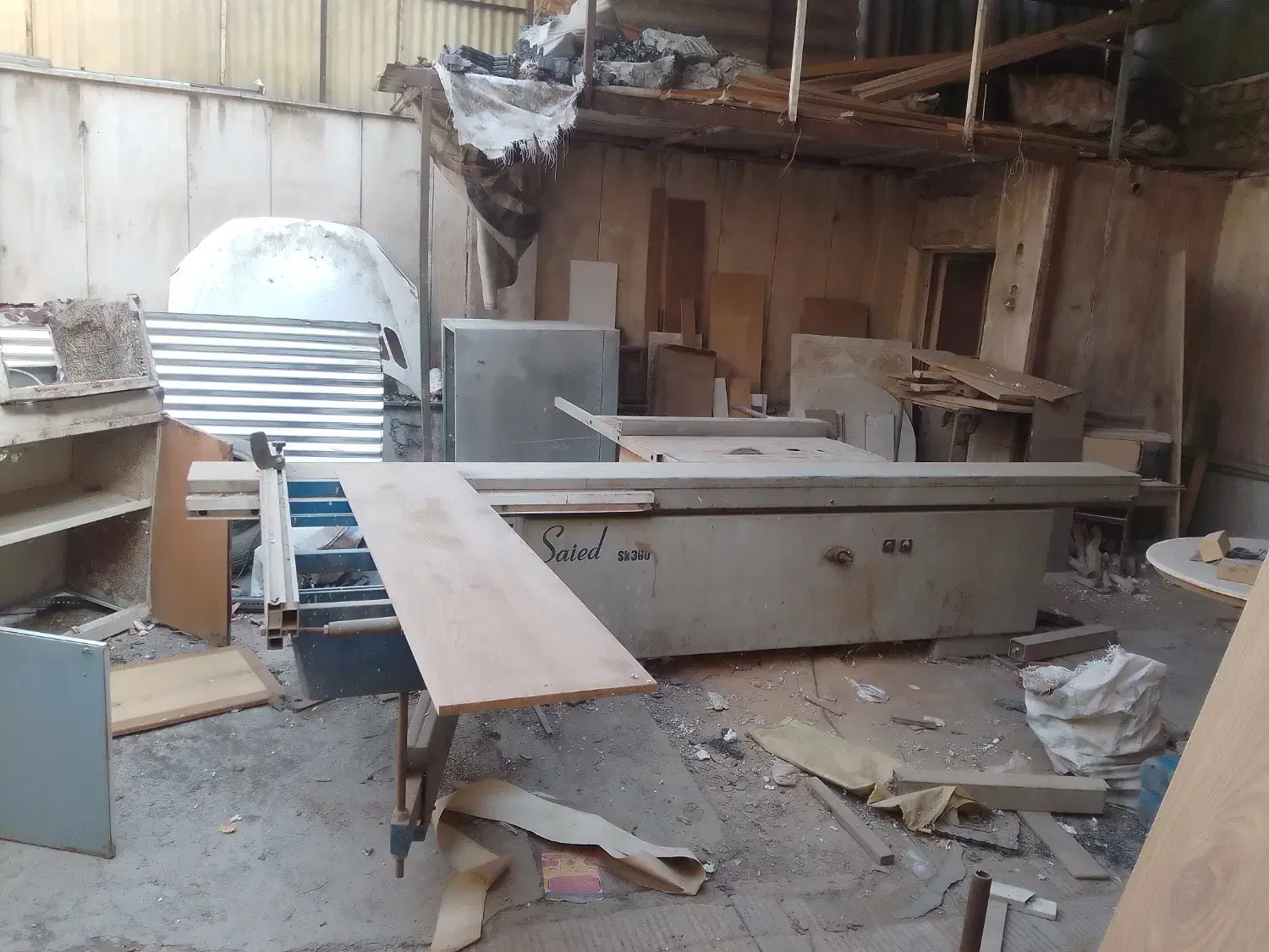 فرو دور کن سعید 3.80وسه کاره فرد30میلیون|ماشینآلات صنعتی|هشتگرد, قاسم آباد بزرگ|دیوار