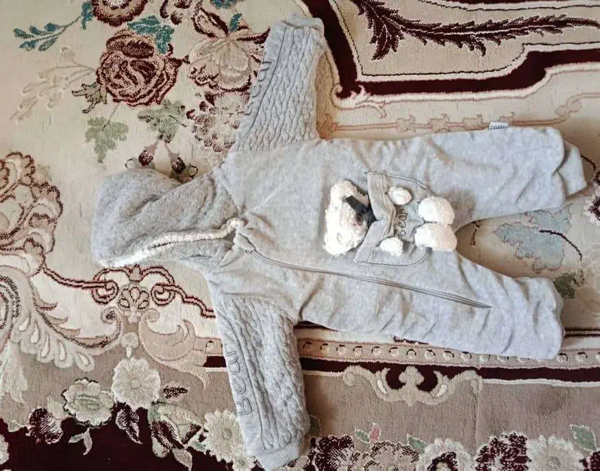 لباس وکلاه گرم نوزادی|کفش و لباس بچه|استهبان, |دیوار