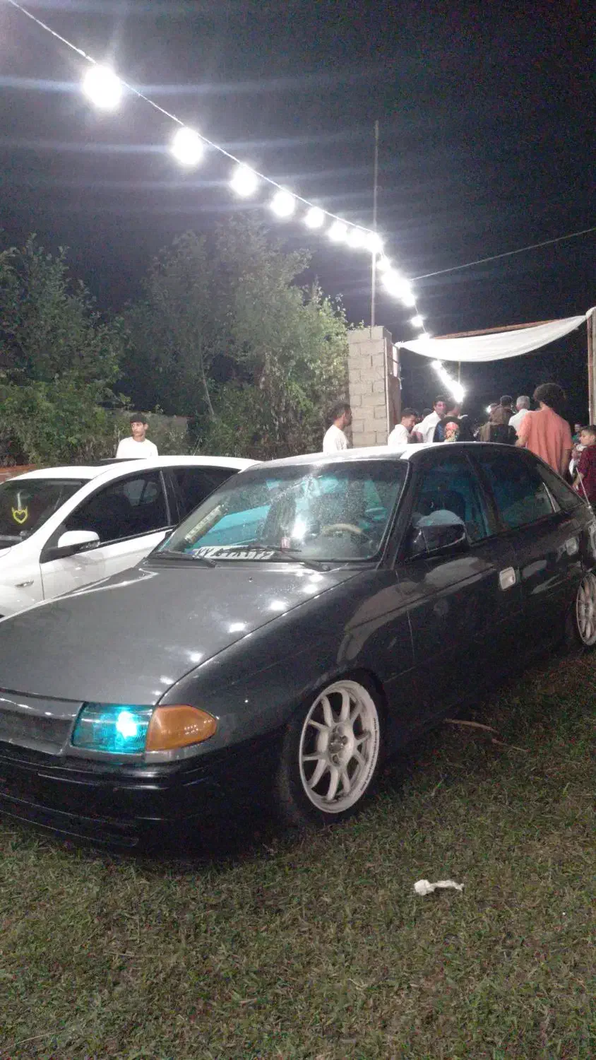 اوپل آسترا|خودرو کلاسیک|تهران, استاد معین|دیوار