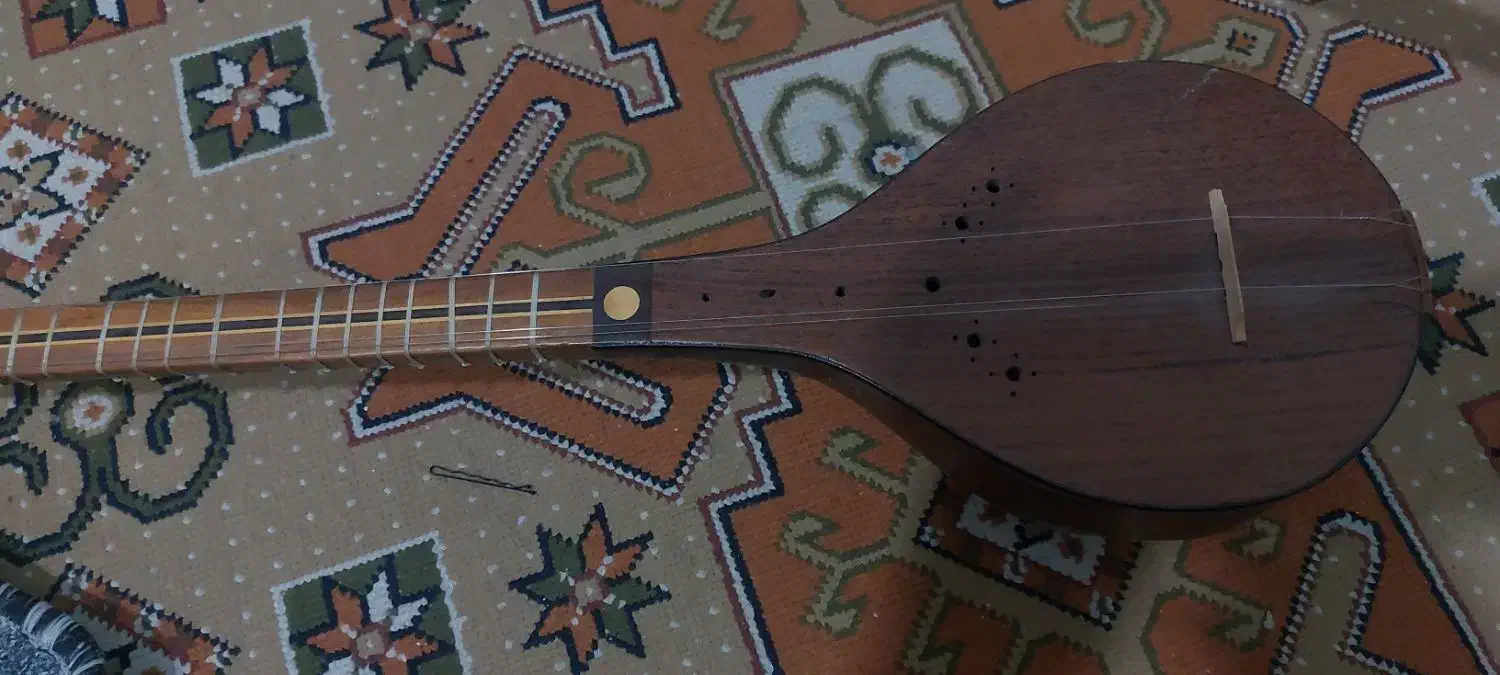 فروش سه تار ، سالم و دارای مهر|سازهای سنتی|بوکان, |دیوار