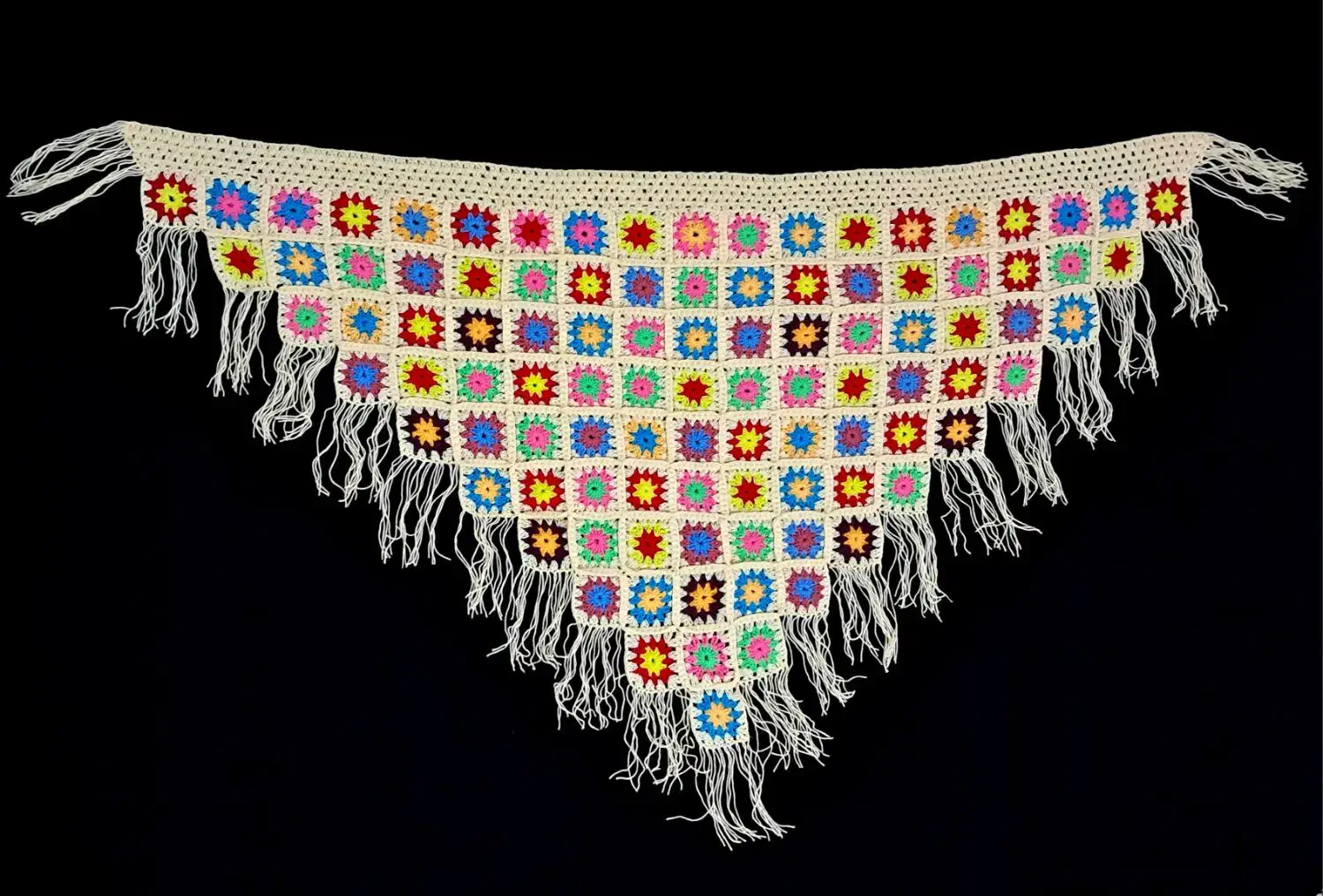 شنل ۱۰۰ تیکه دست بافت شیک|لباس|قم, سالاریه|دیوار