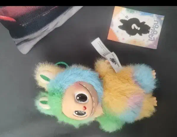 عروسک لبوبو|اسباب‌بازی بچه|پرند, فاز ۵|دیوار