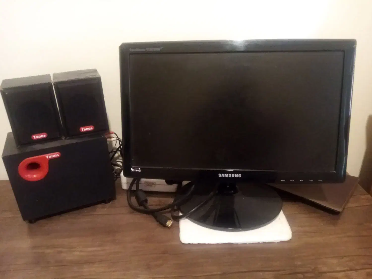 کامپیوتر ومیزش 500 8میلیون تومن|رایانه رومیزی|قوچان, |دیوار