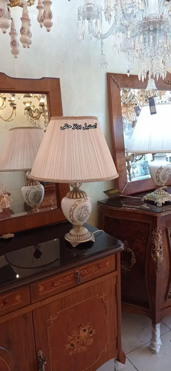 آباژور چینی و برنز|چراغ خواب و آباژور|تهران, منیریه|دیوار