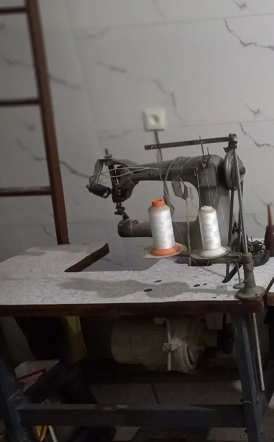 چرخ کفاشی سینجر|چرخ خیاطی و ریسندگی|رامند, |دیوار