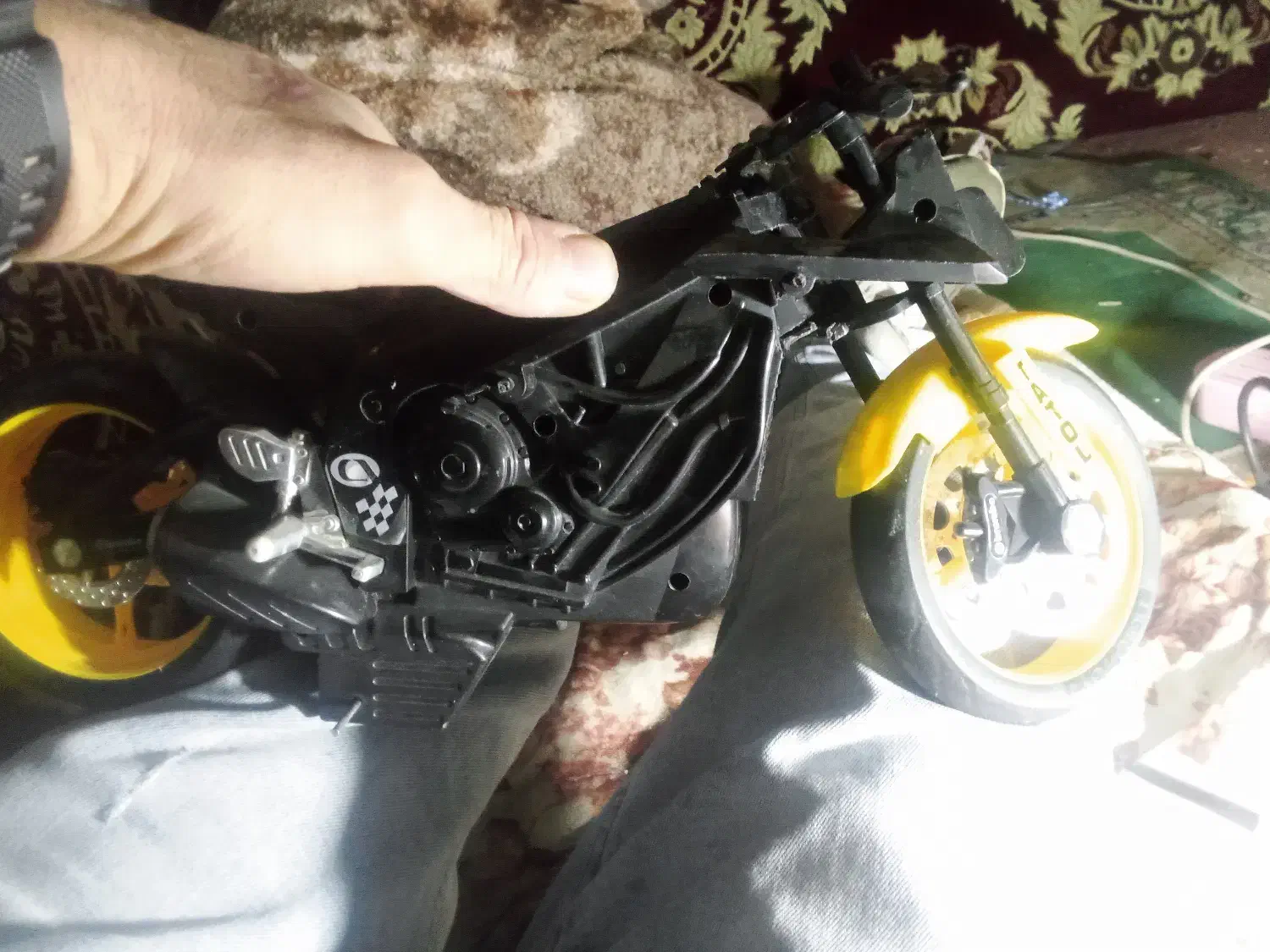 یک عددماکت موتور را|اسباببازی بچه|تهران, گیشا|دیوار